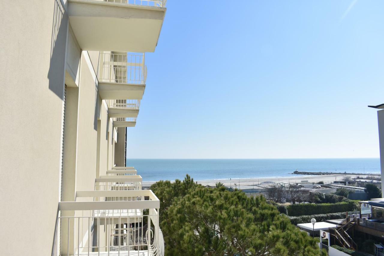 Hotel Color Miami Beach Family 4*